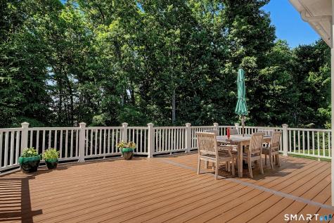 9 Weatherstone Avon CT 06001