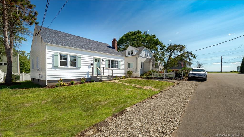 17 Earle Street Milford CT 06460