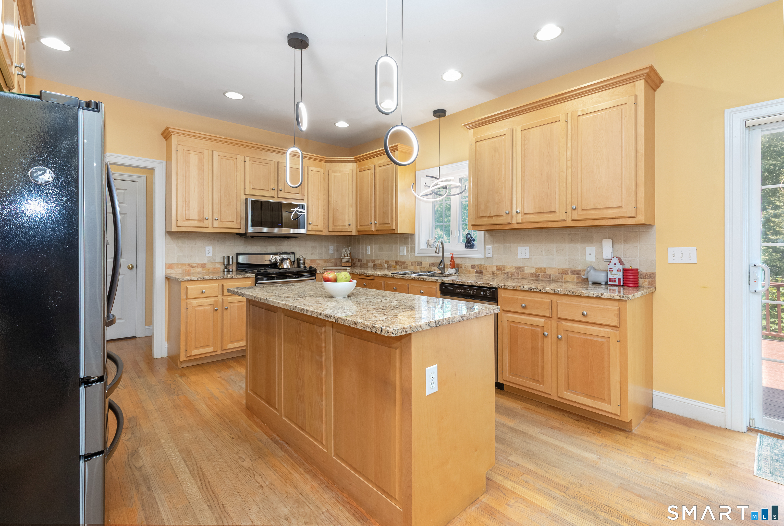 347 Lakeside Road Southbury CT 06488