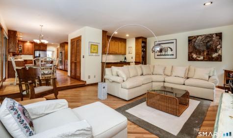 38 Hampton Drive Manchester CT 06040