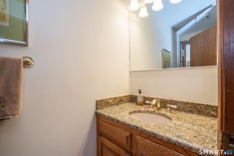 38 Hampton Drive Manchester CT 06040