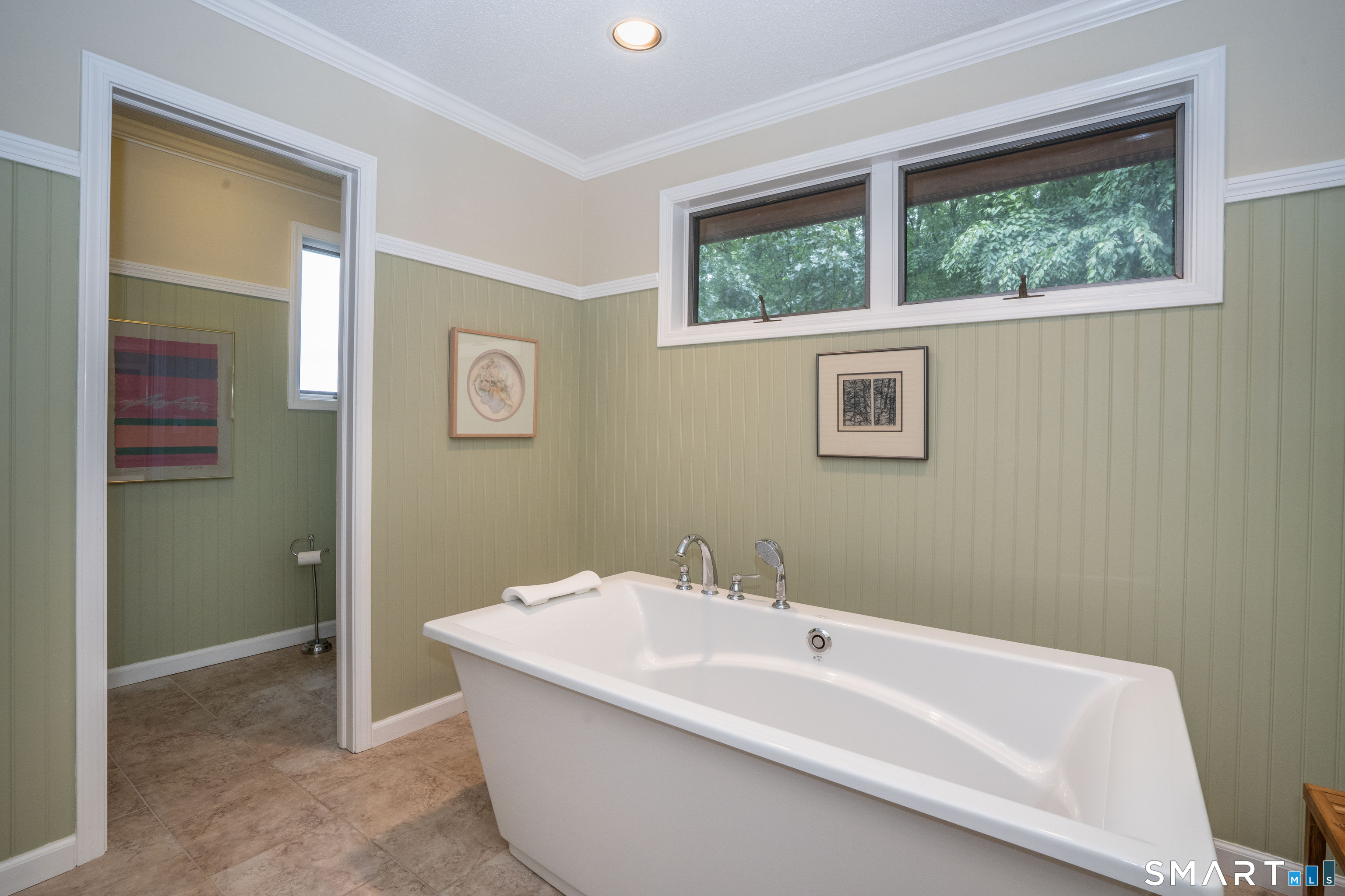 38 Hampton Drive Manchester CT 06040