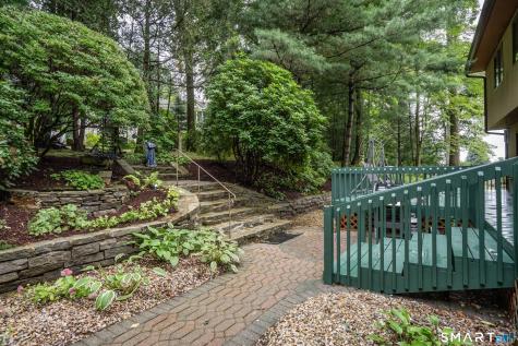 38 Hampton Drive Manchester CT 06040