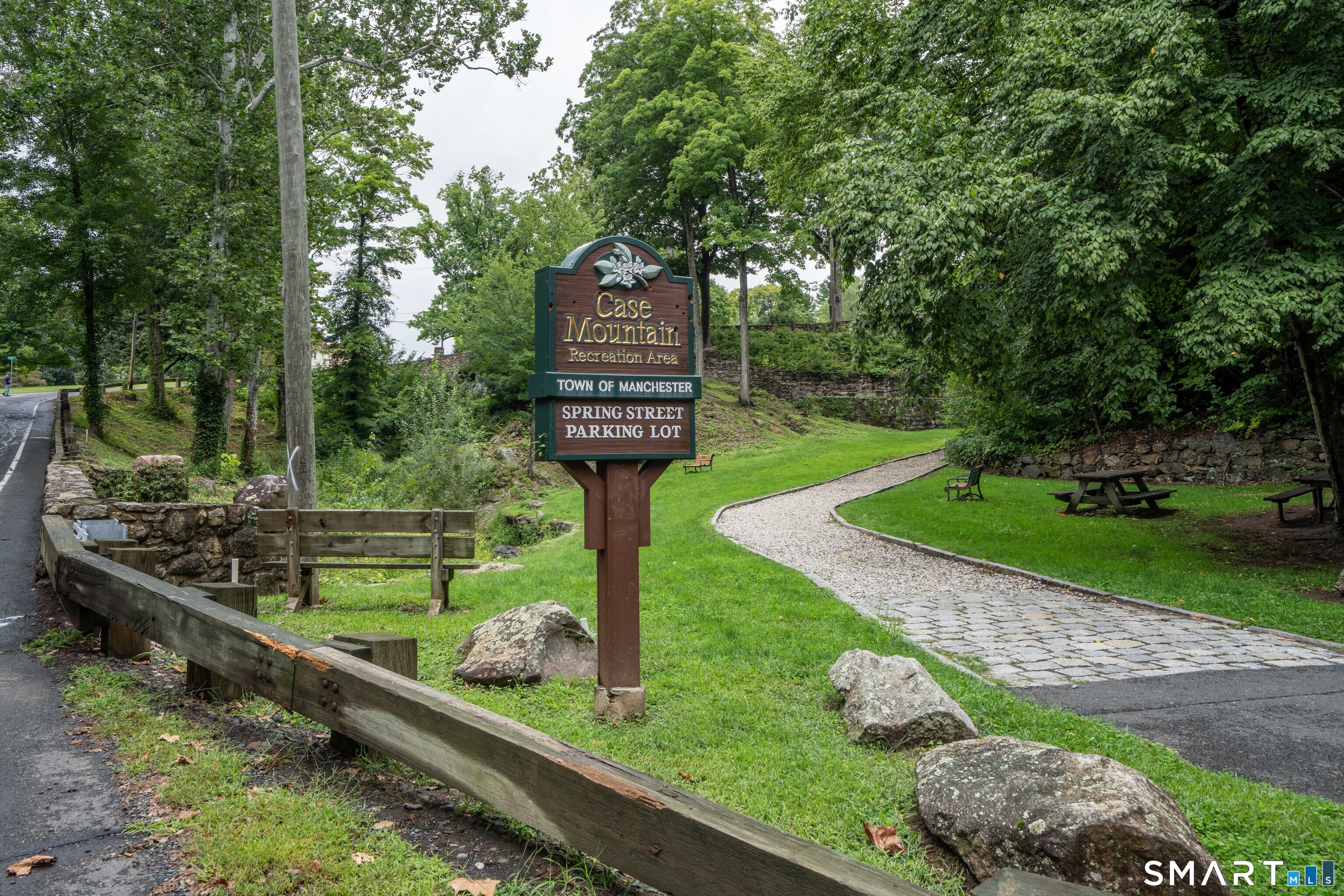 38 Hampton Drive Manchester CT 06040