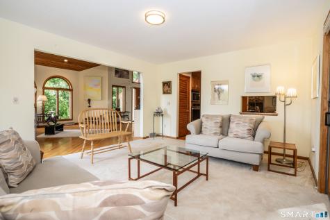 38 Hampton Drive Manchester CT 06040