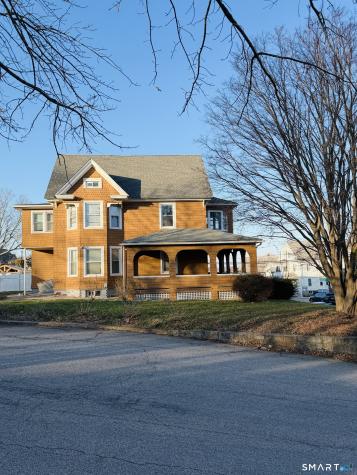 93 Ocean Avenue New London CT 06320