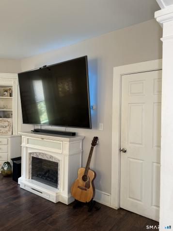 93 Ocean Avenue New London CT 06320