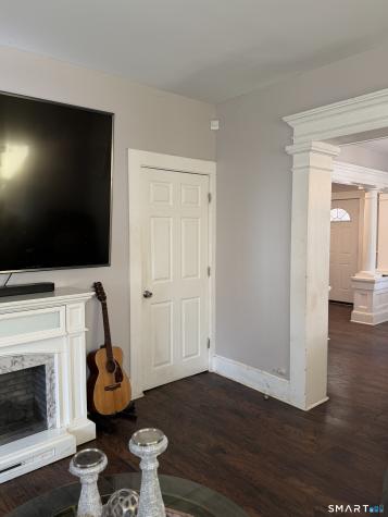 93 Ocean Avenue New London CT 06320