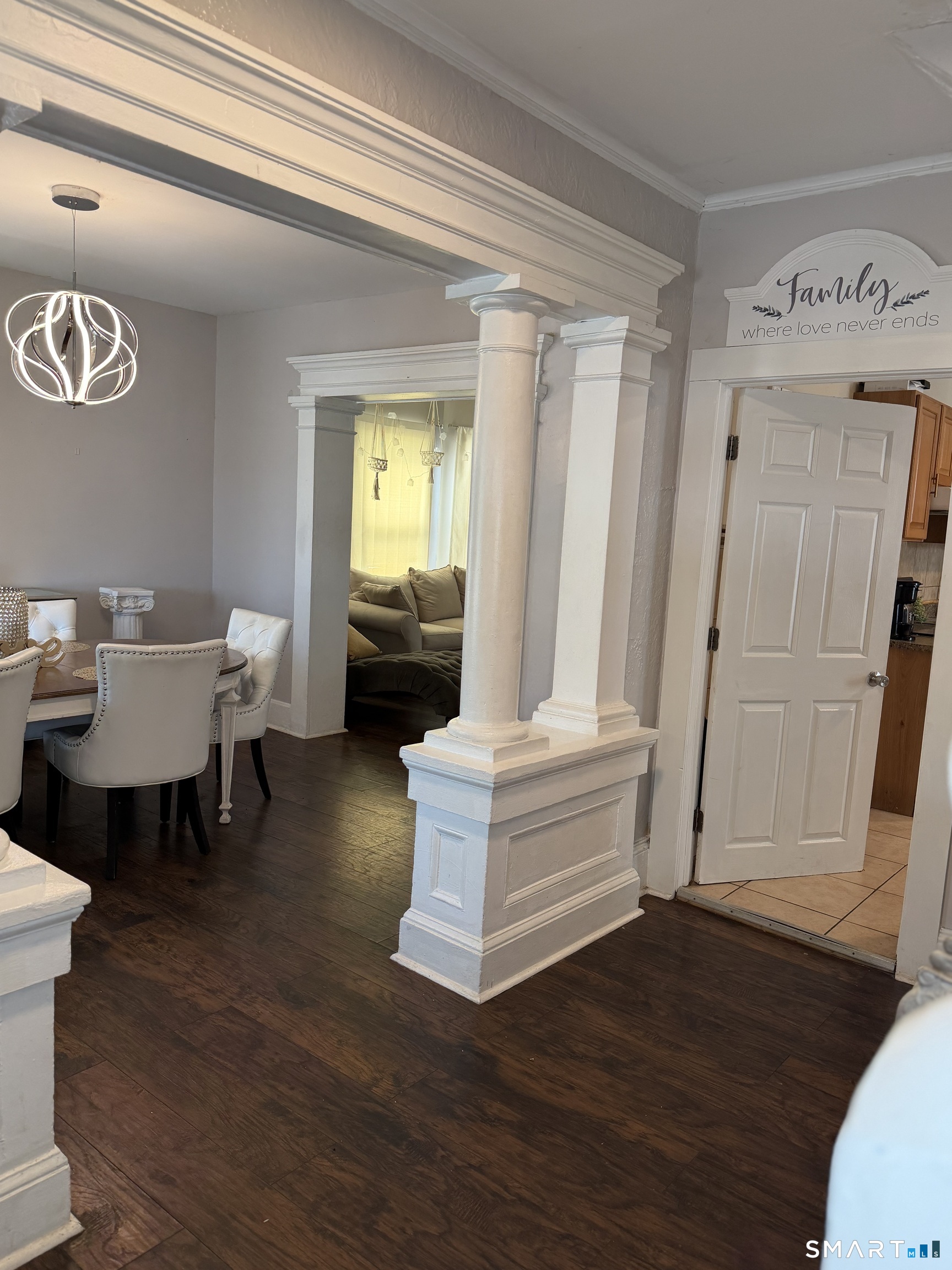 93 Ocean Avenue New London CT 06320