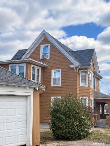93 Ocean Avenue New London CT 06320