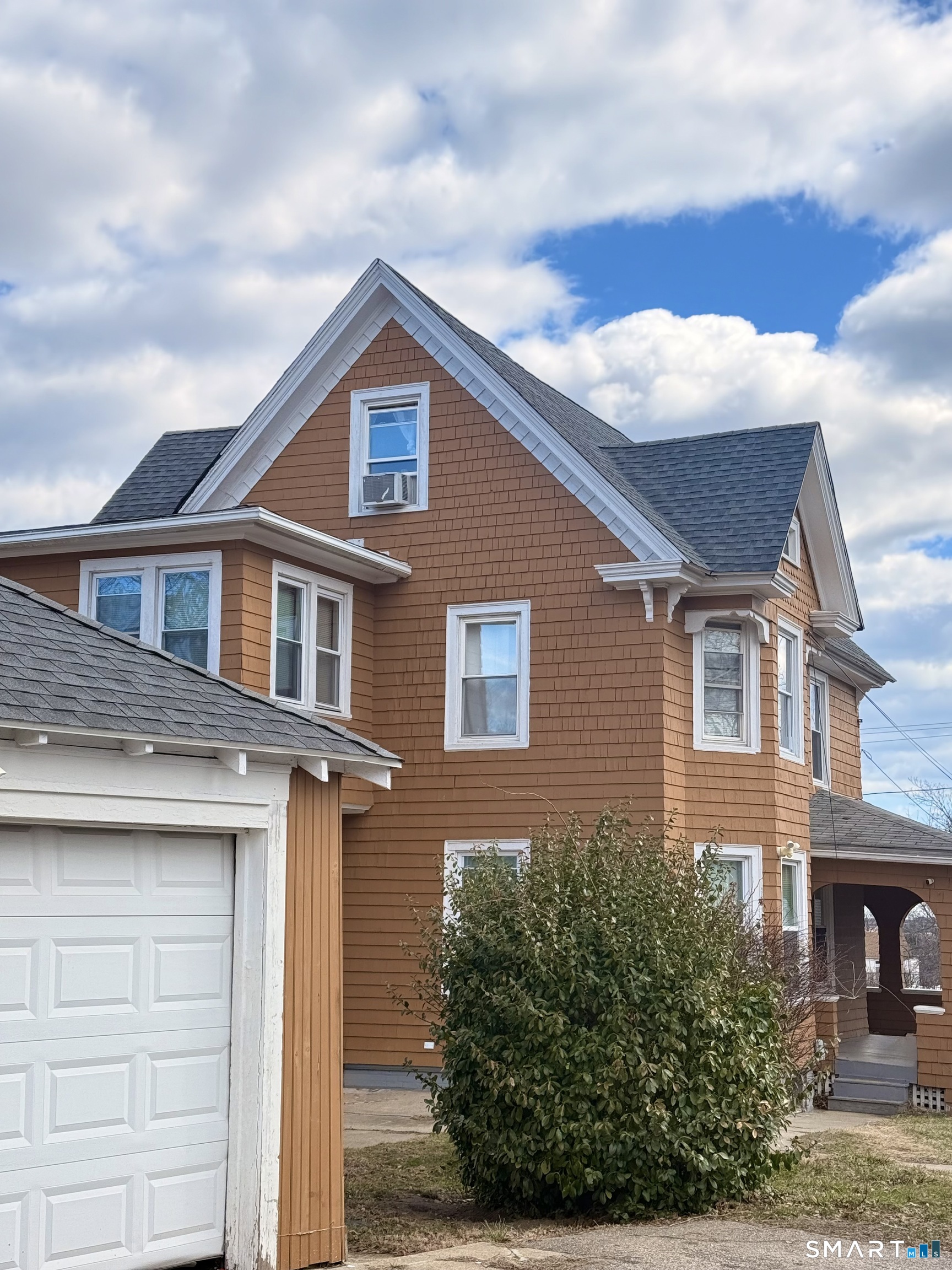 93 Ocean Avenue New London CT 06320