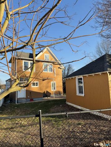 93 Ocean Avenue New London CT 06320