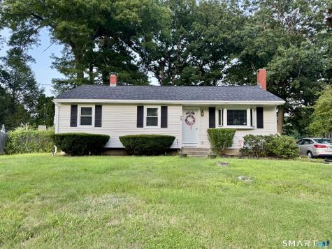 6 Linda Lane Plainfield CT 06374