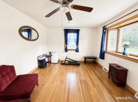 6 Linda Lane Plainfield CT 06374