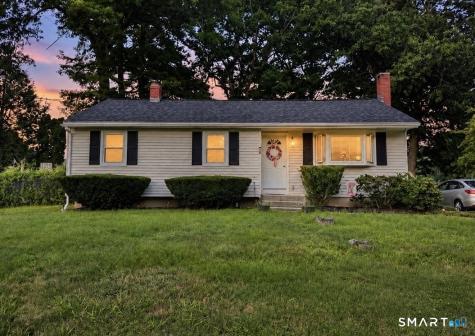 6 Linda Lane Plainfield CT 06374