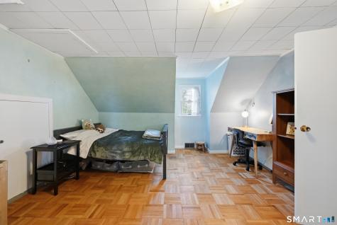 11 Flax Hill Road Brookfield CT 06804