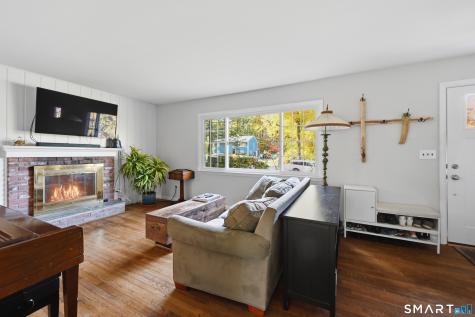 11 Flax Hill Road Brookfield CT 06804