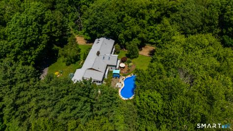 19 Hi Barlow Road Newtown CT 06470