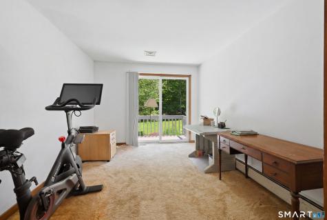 19 Hi Barlow Road Newtown CT 06470