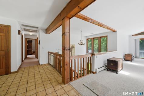 19 Hi Barlow Road Newtown CT 06470