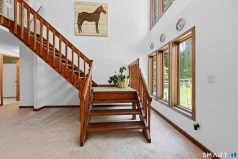 19 Hi Barlow Road Newtown CT 06470