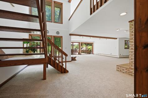 19 Hi Barlow Road Newtown CT 06470