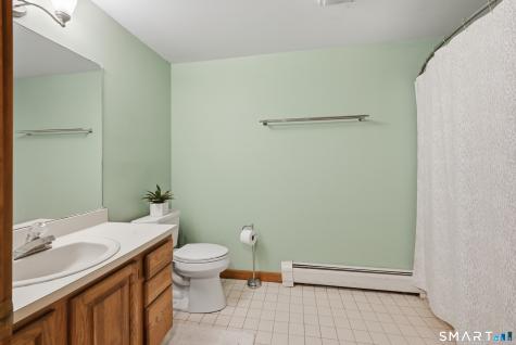 19 Hi Barlow Road Newtown CT 06470