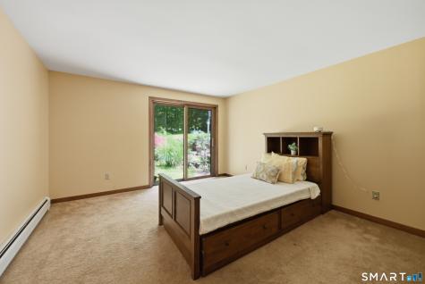19 Hi Barlow Road Newtown CT 06470
