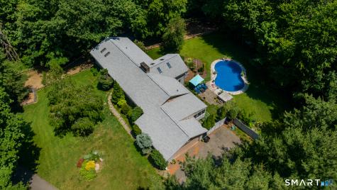19 Hi Barlow Road Newtown CT 06470