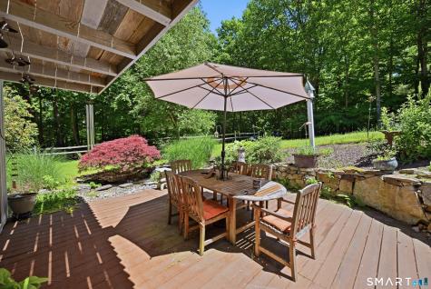 19 Hi Barlow Road Newtown CT 06470