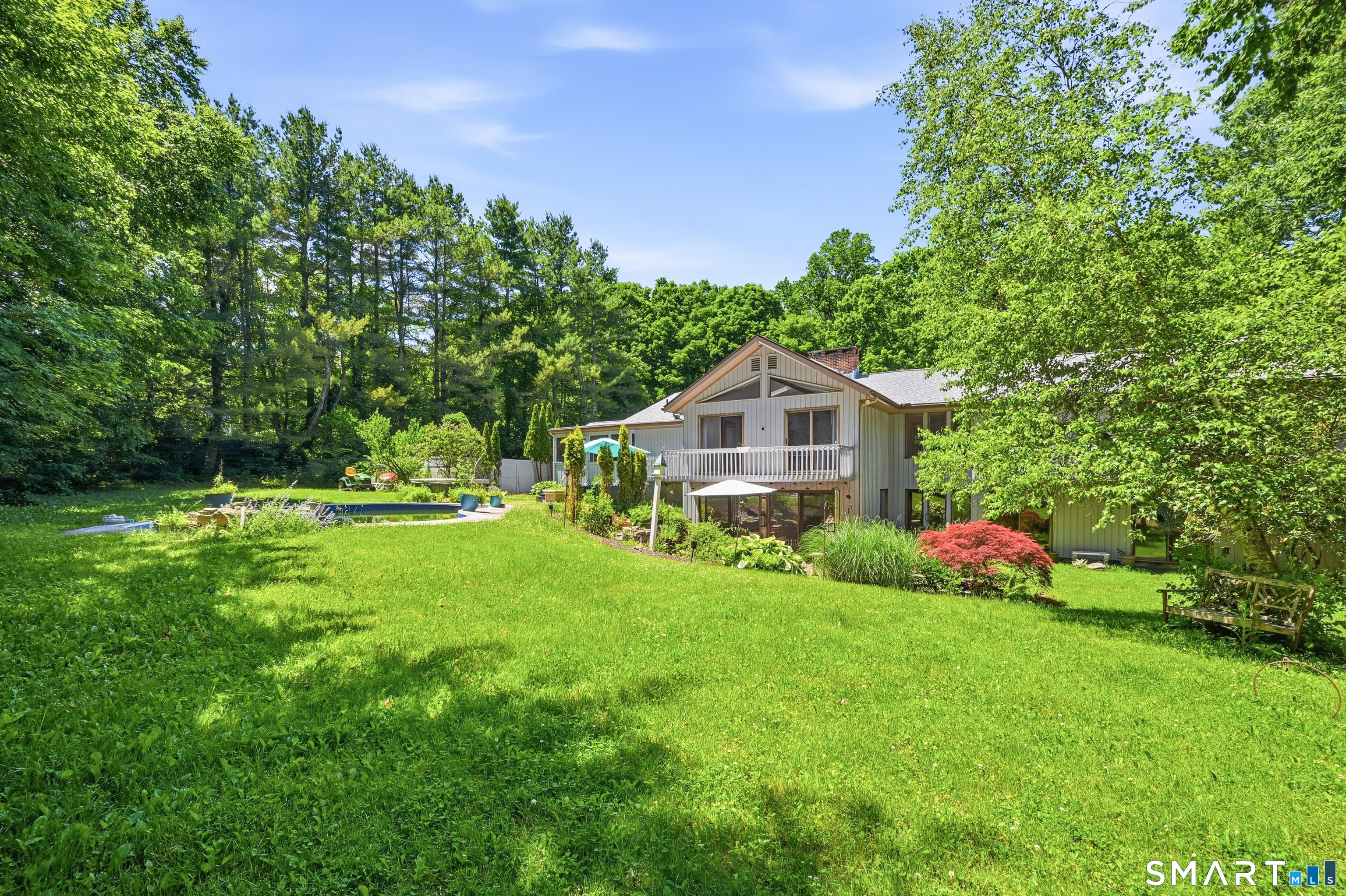 19 Hi Barlow Road Newtown CT 06470