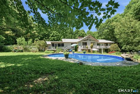 19 Hi Barlow Road Newtown CT 06470
