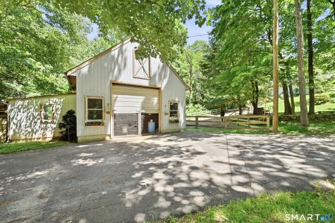 19 Hi Barlow Road Newtown CT 06470