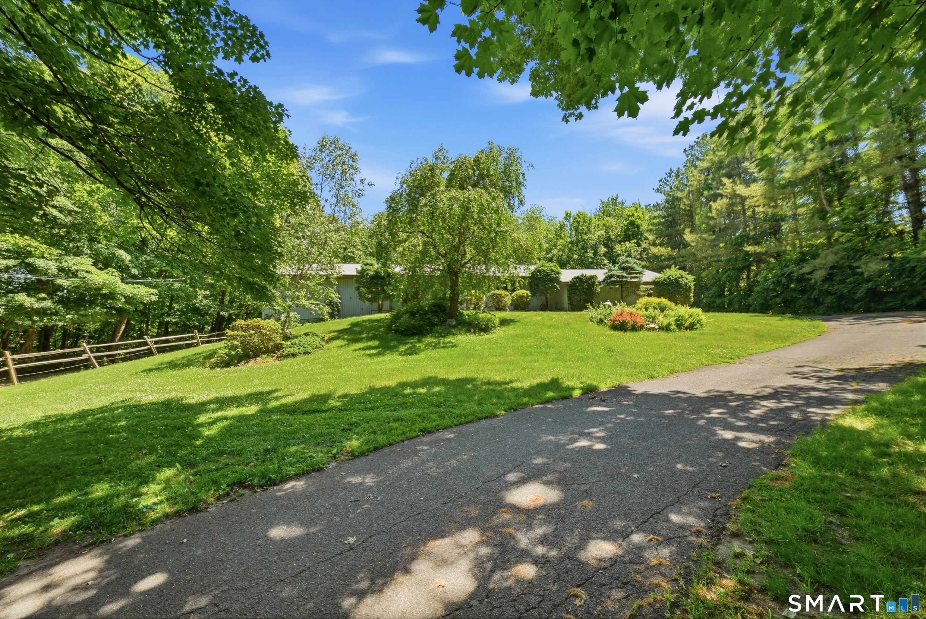 19 Hi Barlow Road Newtown CT 06470