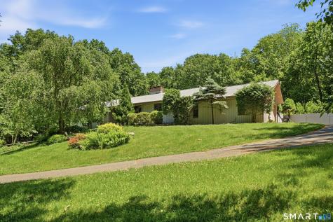 19 Hi Barlow Road Newtown CT 06470