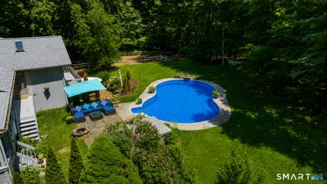 19 Hi Barlow Road Newtown CT 06470