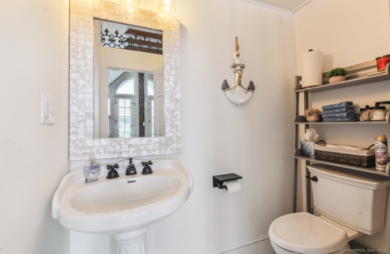 75 North Main Street East Hampton CT 06424