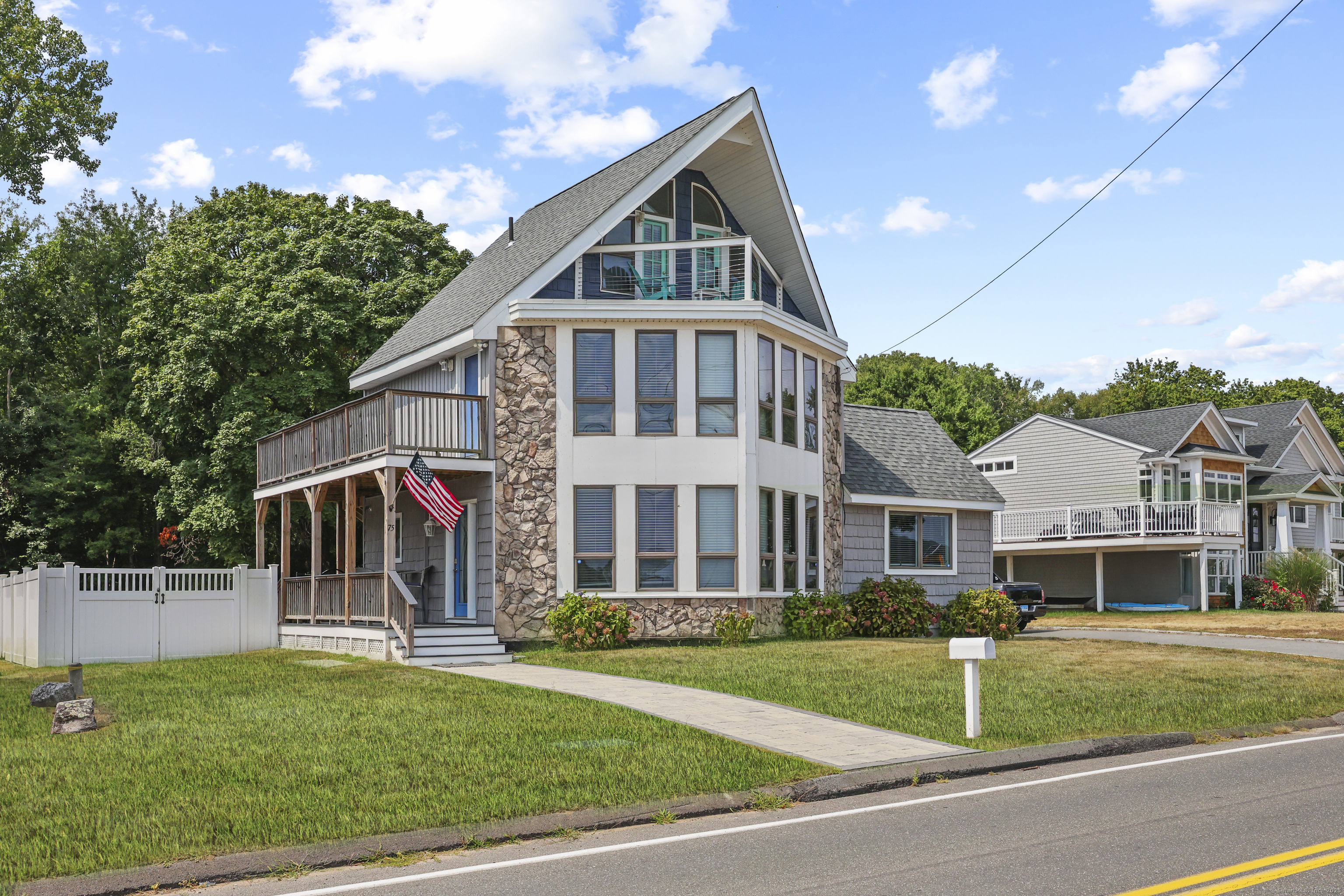 75 North Main Street East Hampton CT 06424