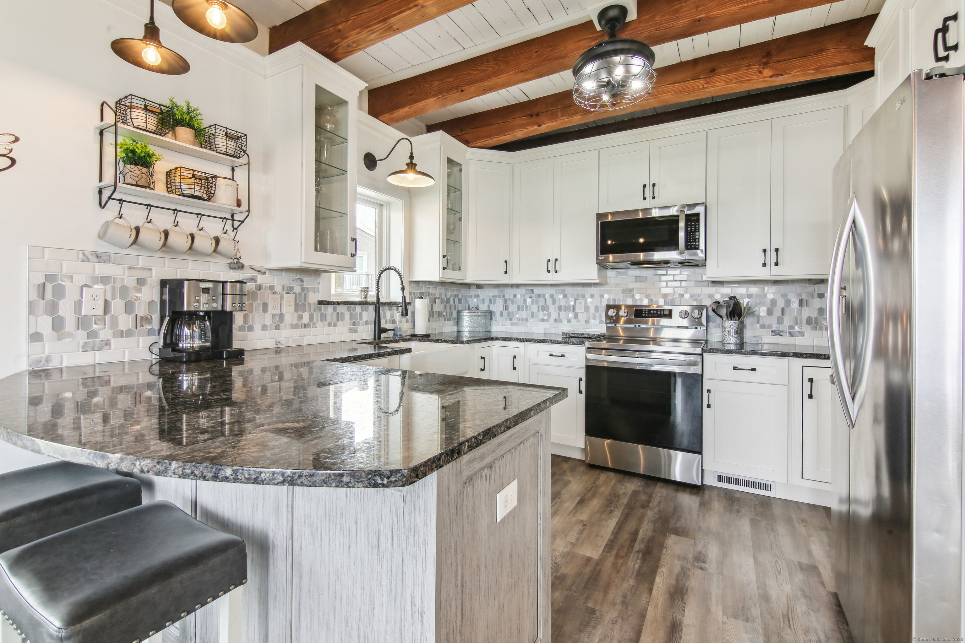 75 North Main Street East Hampton CT 06424