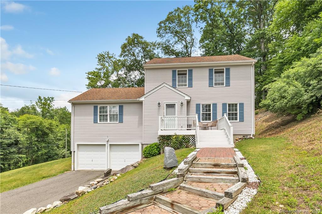 32 Charles Road Seymour CT 06483