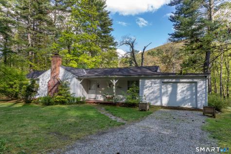 35 River Road Sharon CT 06069