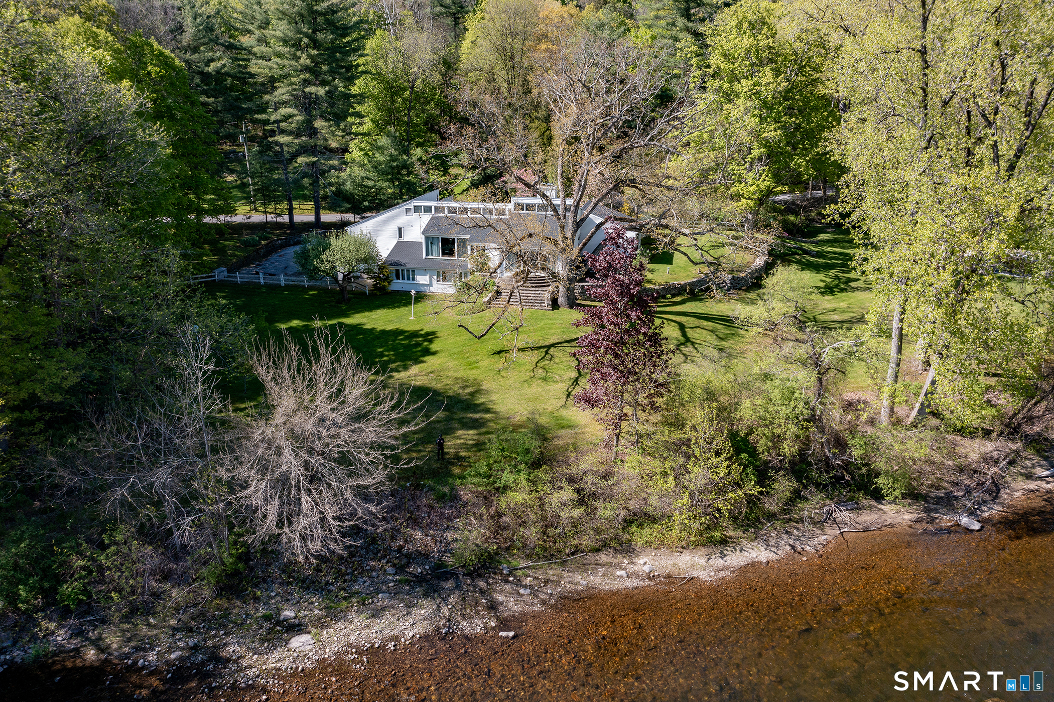 35 River Road Sharon CT 06069