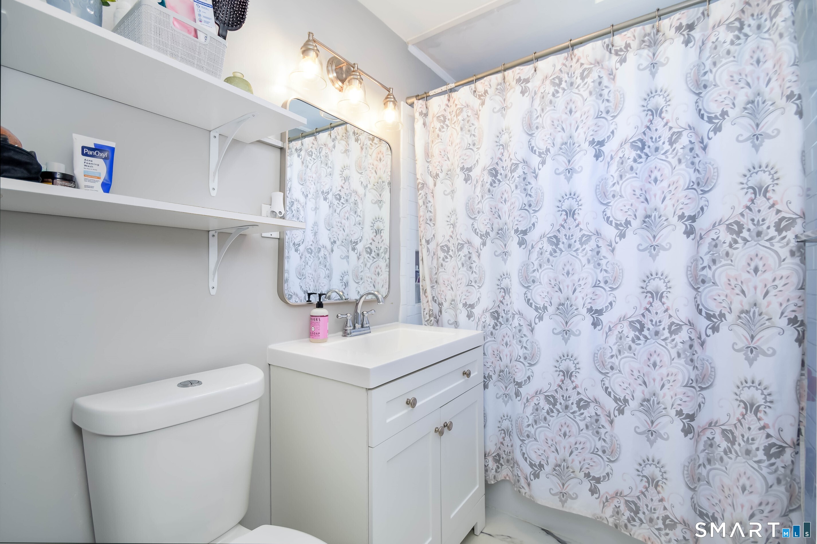 286 Ruth Street Bridgeport CT 06606