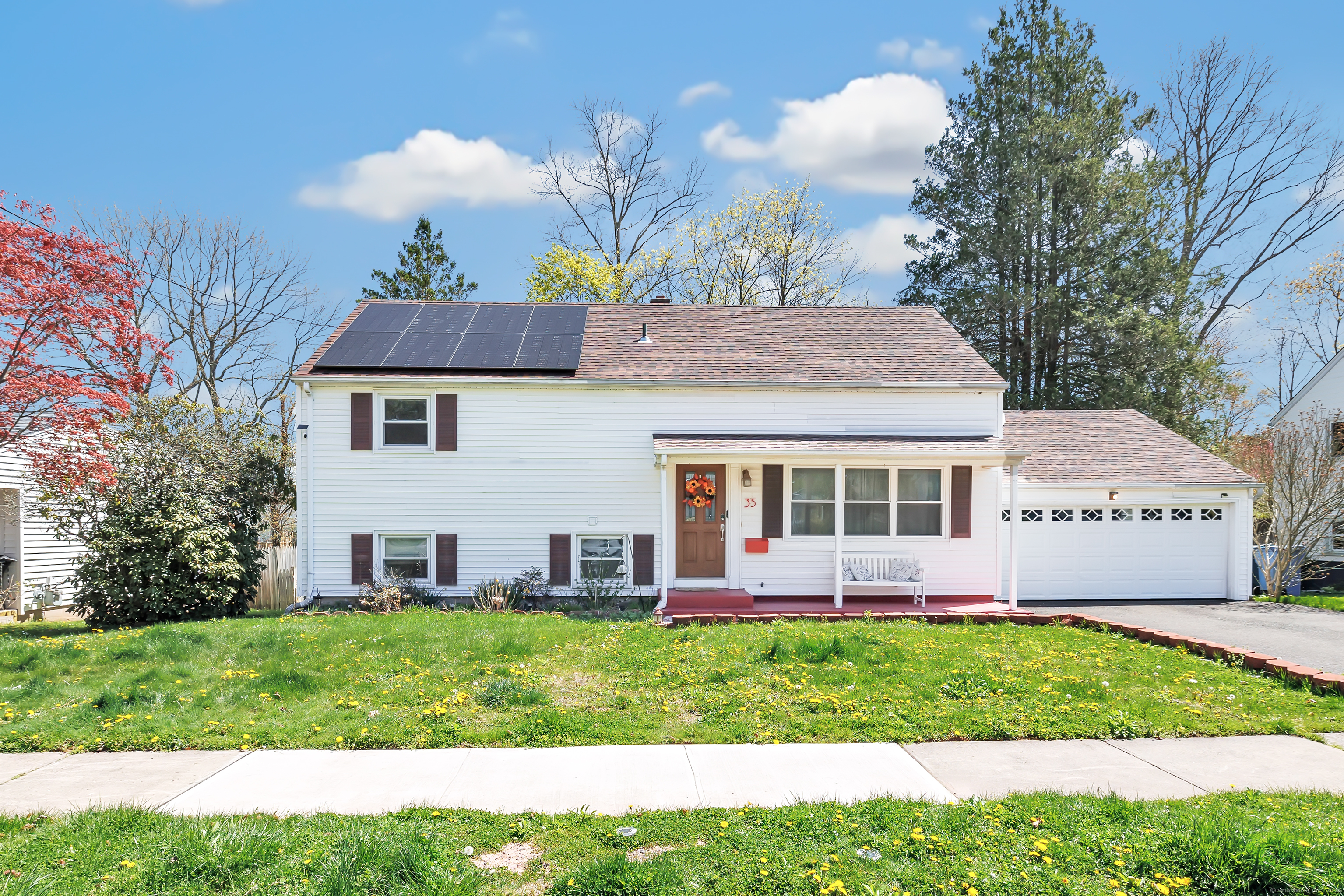 35 Pembroke Road Hamden CT 06514