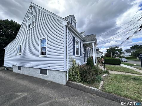 326 Burritt Avenue Stratford CT 06615
