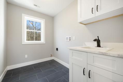 208 Chestnut Hill Road Colchester CT 06415