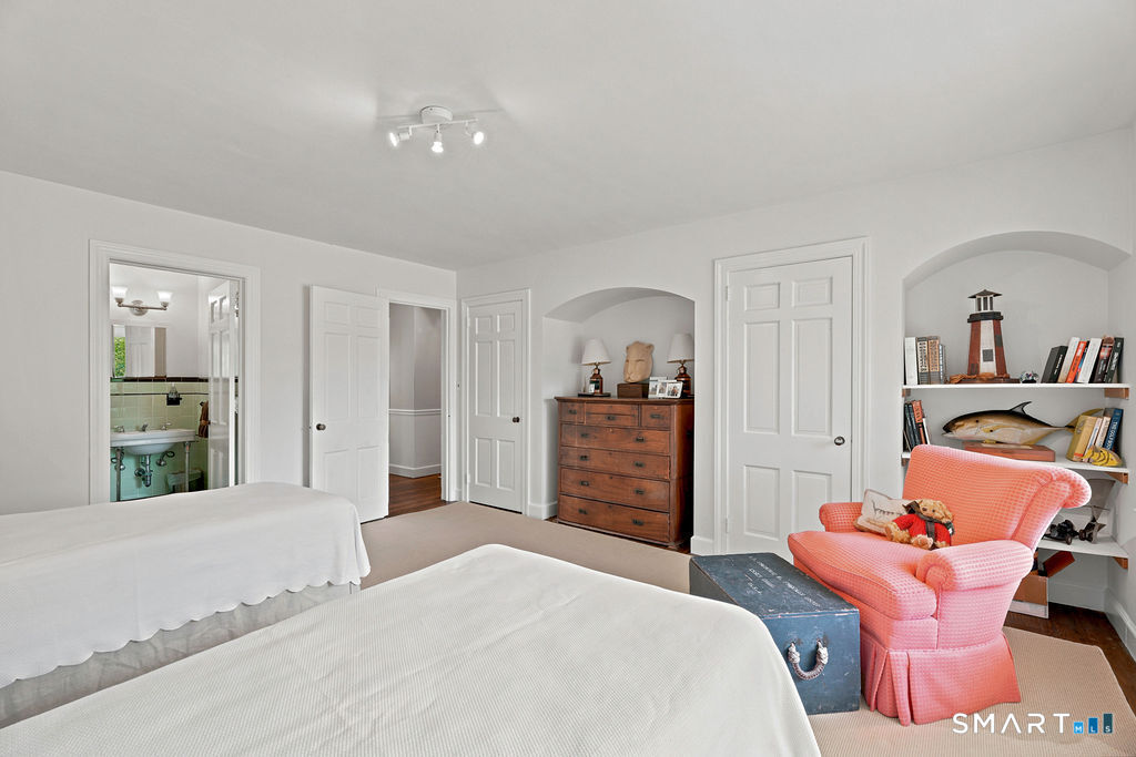 261-1 Grassy Hill Road Lyme CT 06371