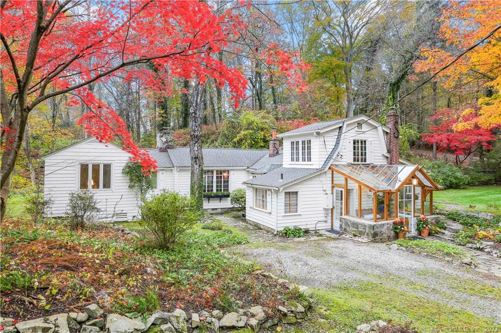 18 Lyons Plain Road Weston CT 06883
