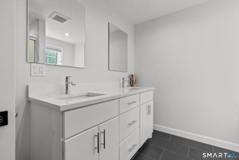 29 Visgrove Lane West Hartford CT 06117