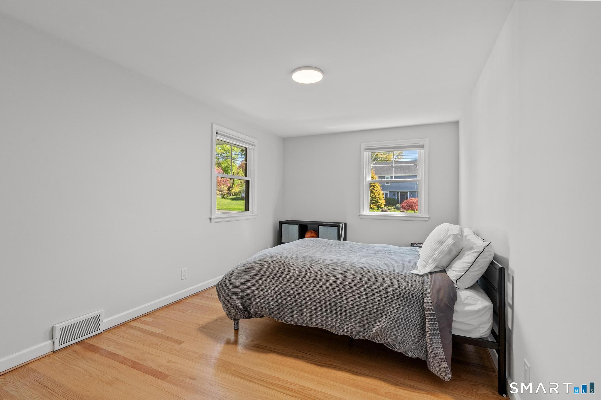 29 Visgrove Lane West Hartford CT 06117